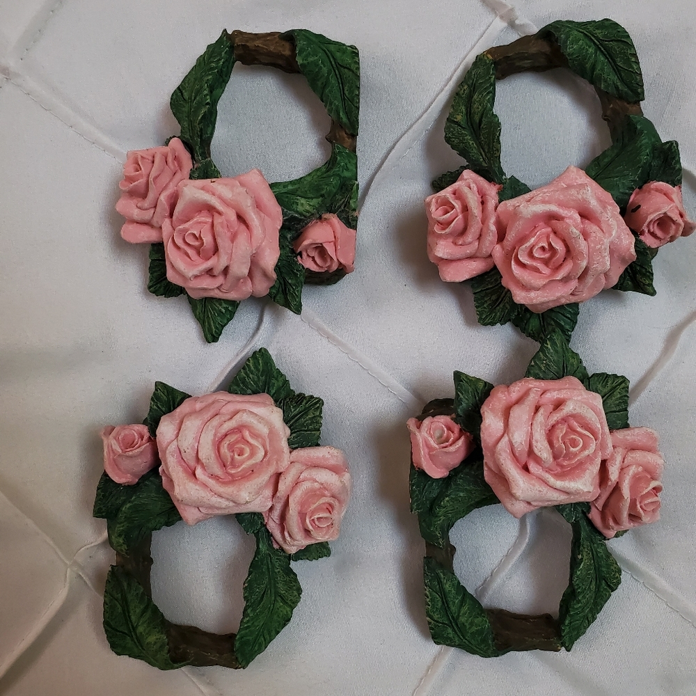 Set of napkin rings